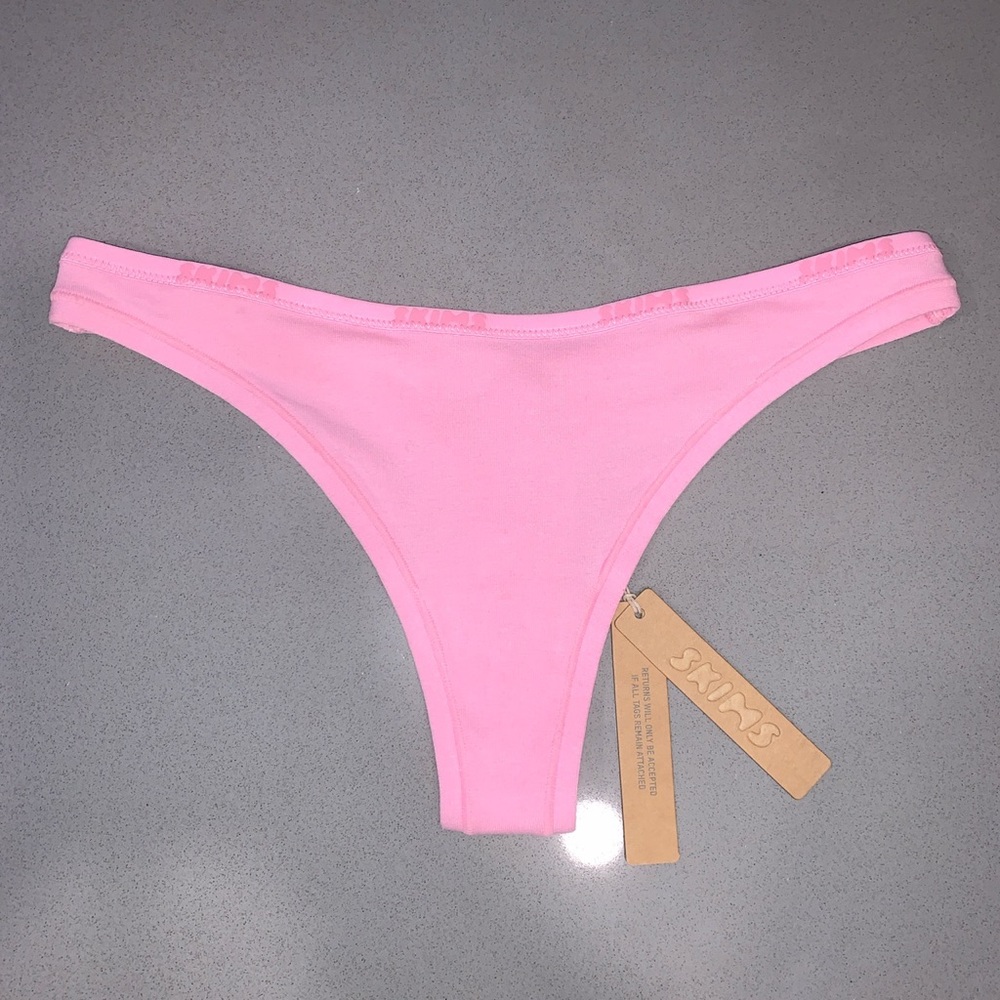 Skims Bubblegum Cotton Logo Thong